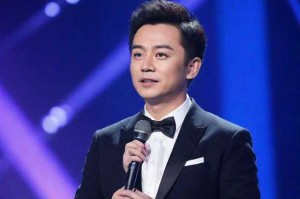 陈晓低调现身韩红演唱会 首次回应状态传闻，陈晓低调现身韩红演唱会 首次回应状态传闻