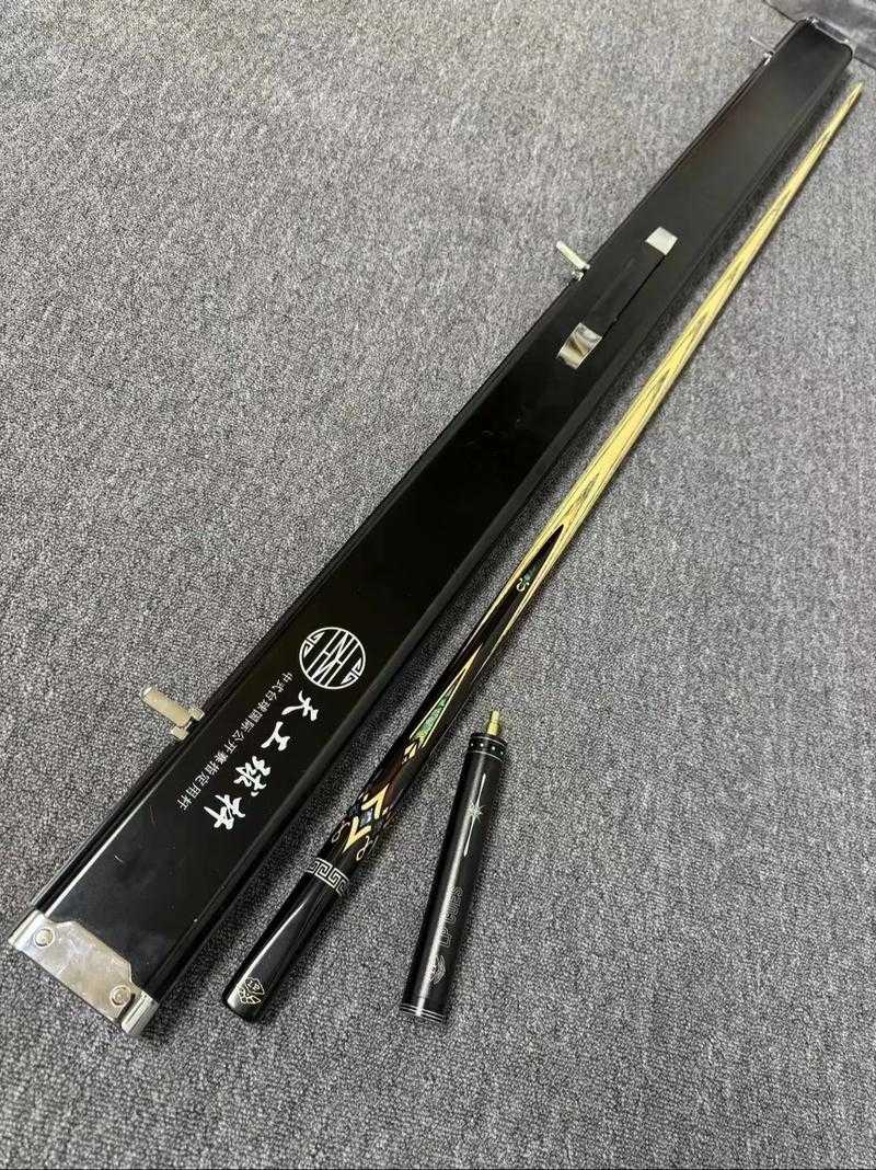 丁俊晖用什么球杆?揭秘丁俊晖比赛专用球杆品牌与型号