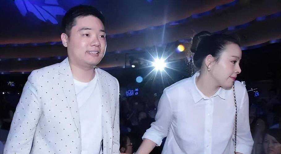 台球天才丁俊晖夺冠背后:母亲55岁患癌离世,他如何从悲痛中崛起?